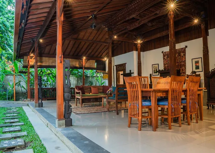 Rumah Joglo * ウブド